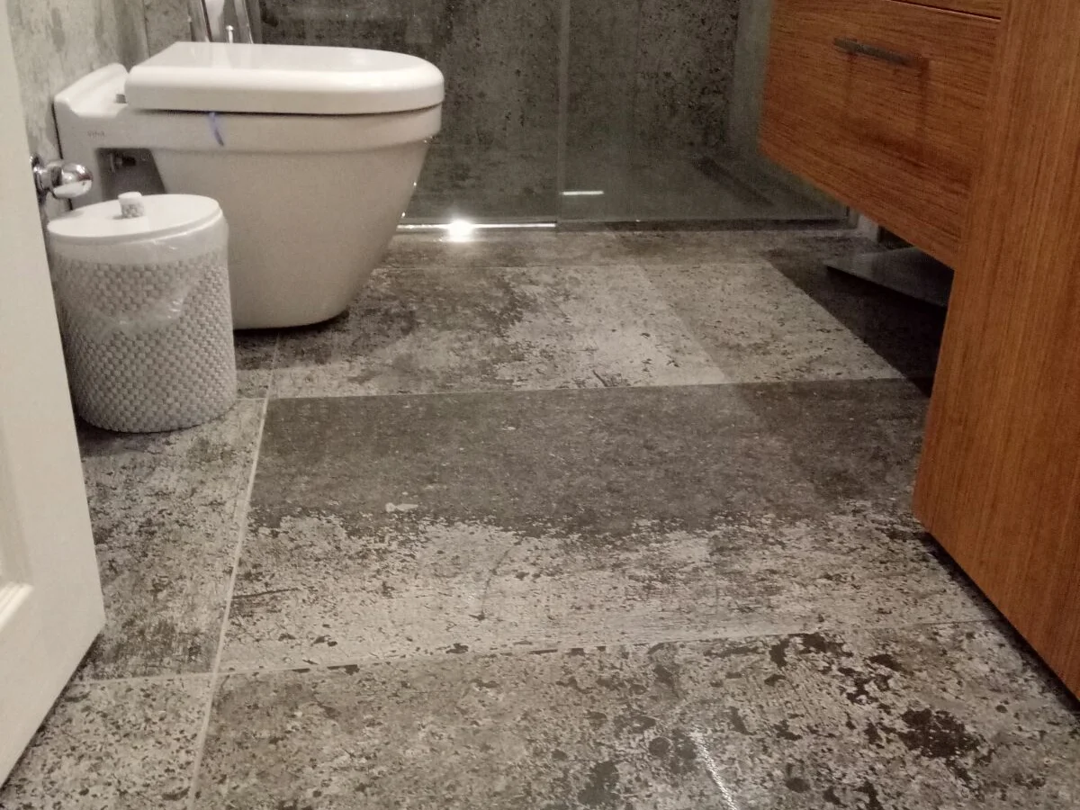 Narlıdere Sahilevleri Taş Doku Duvar & Seramik Banyo - Narlıdere / Sahilevleri