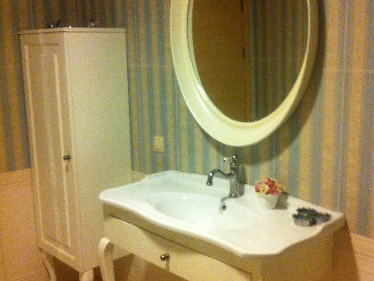 Güzelbahçe Doğa Manzaralı Geniş Camlı Banyo Yenileme - Güzelbahçe / Yelki