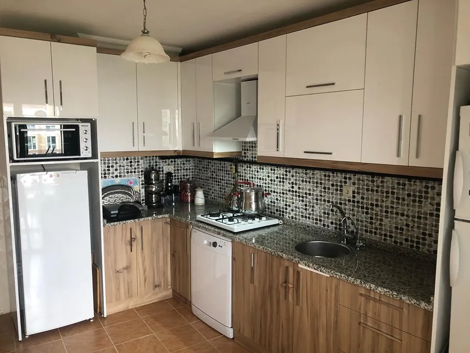 Cem Yeşilay Luxury Karşıyaka Soft Bej Kesintisiz Kulpsuz Mutfak (MODEL-11-4) - Buca Adatepe özel mimari imalat