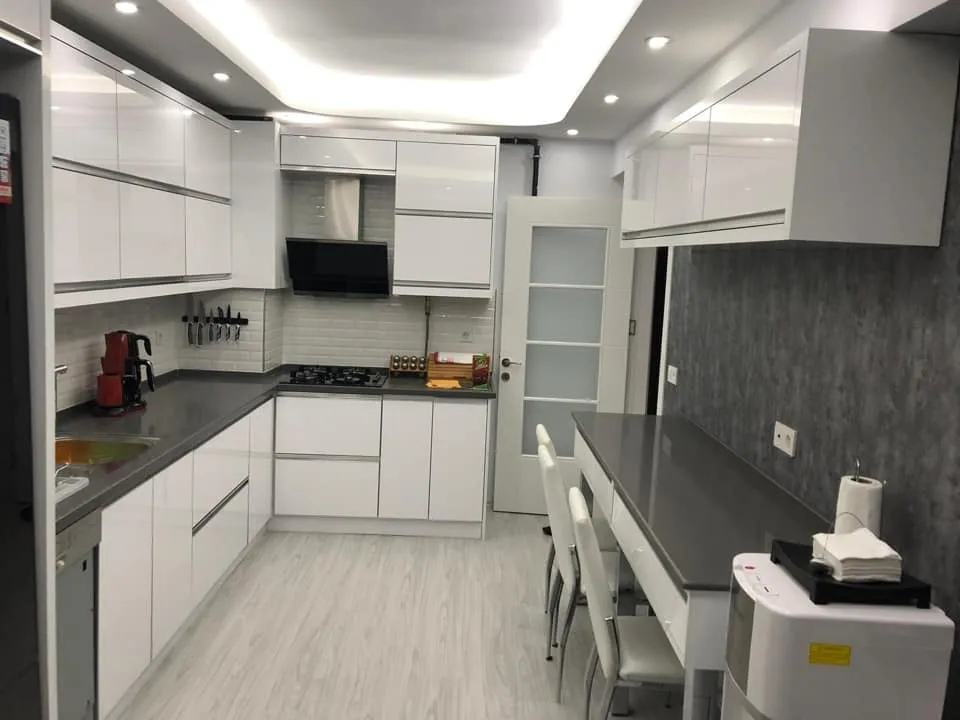 Cem Yeşilay Luxury Retro Çıtalı Antrasit & Masif Ahşap Mutfak (MODEL-15-4) - Buca Adatepe özel mimari imalat