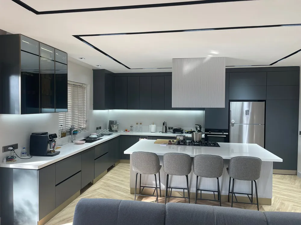Cem Yeşilay Luxury Bostanlı Kaşmir Gri Lake Mutfak Dolabı (MODEL-2-4) - Buca Adatepe özel mimari imalat