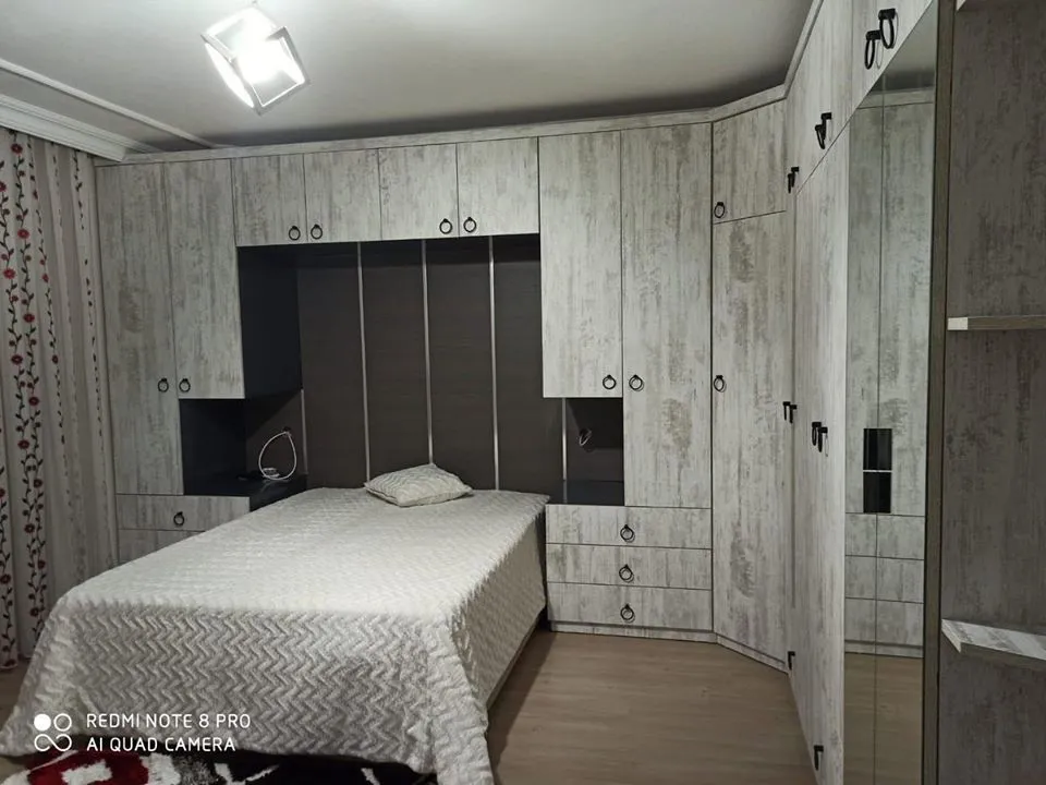 Cem Yeşilay Luxury Frenli Menteşeli İpek Mat Beyaz Minimalist Dolap (MODEL-21-3) - Buca Adatepe özel mimari imalat