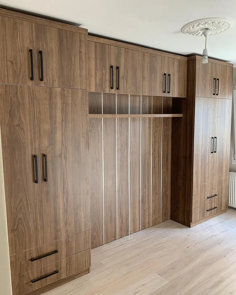 Cem Yeşilay Luxury Pencere Önü Sedir Depolamalı Giyinme Odası Dolabı (MODEL-26-2) - Buca Adatepe özel mimari imalat