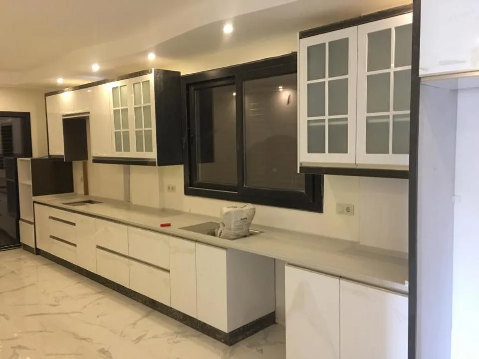 Cem Yeşilay Luxury Yüksek Tavanlı Evler İçin Cam Vitrinli Mutfak (MODEL-27-3) - Buca Adatepe özel mimari imalat