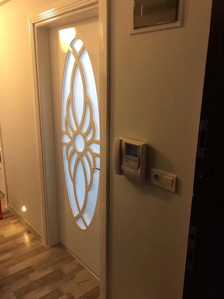Cem Yeşilay Luxury Geometrik CNC Oyma Desenli Modern Tasarım Kapı (MODEL-32) - Buca Adatepe özel mimari imalat