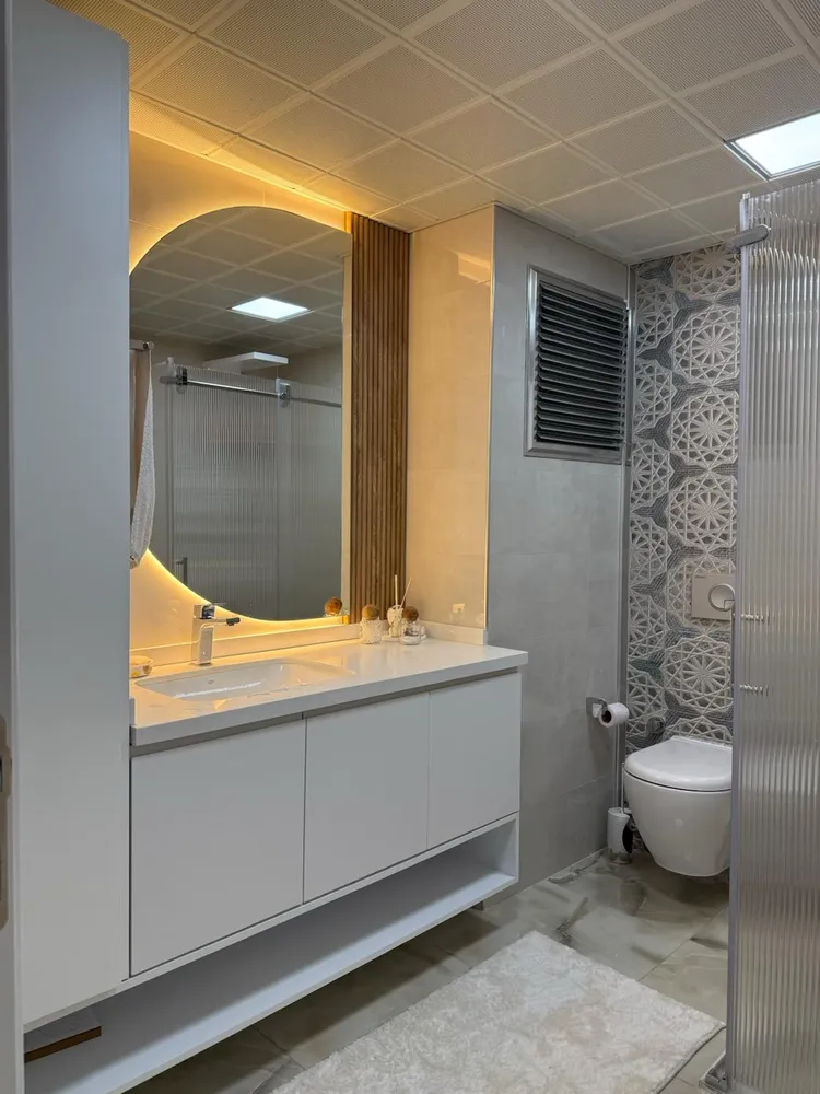 Cem Yeşilay Luxury İki Duvar Arası Özel Ölçü Duvardan Duvara Banyo Dolabı (MODEL-41) - Buca Adatepe özel mimari imalat