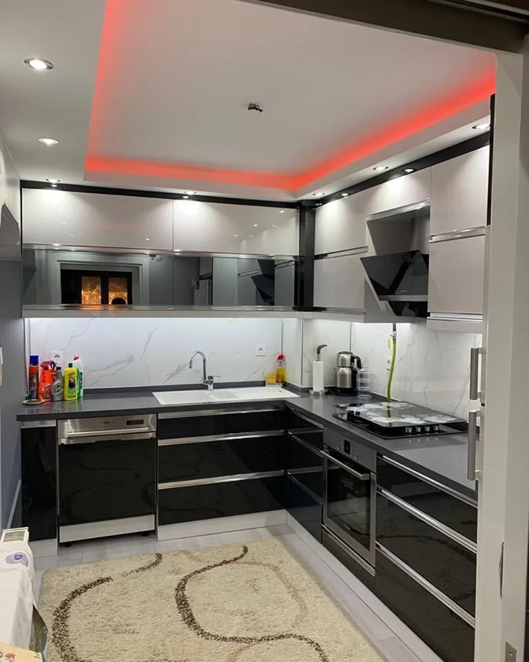 Cem Yeşilay Luxury İskandinav Açık Meşe Kulpsuz Mutfak Dolabı (MODEL-7-4) - Buca Adatepe özel mimari imalat